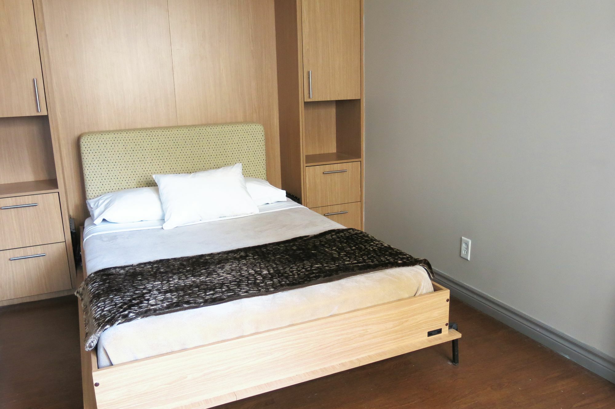 Auberge & Hotel Montreal Espace Confort Buitenkant foto