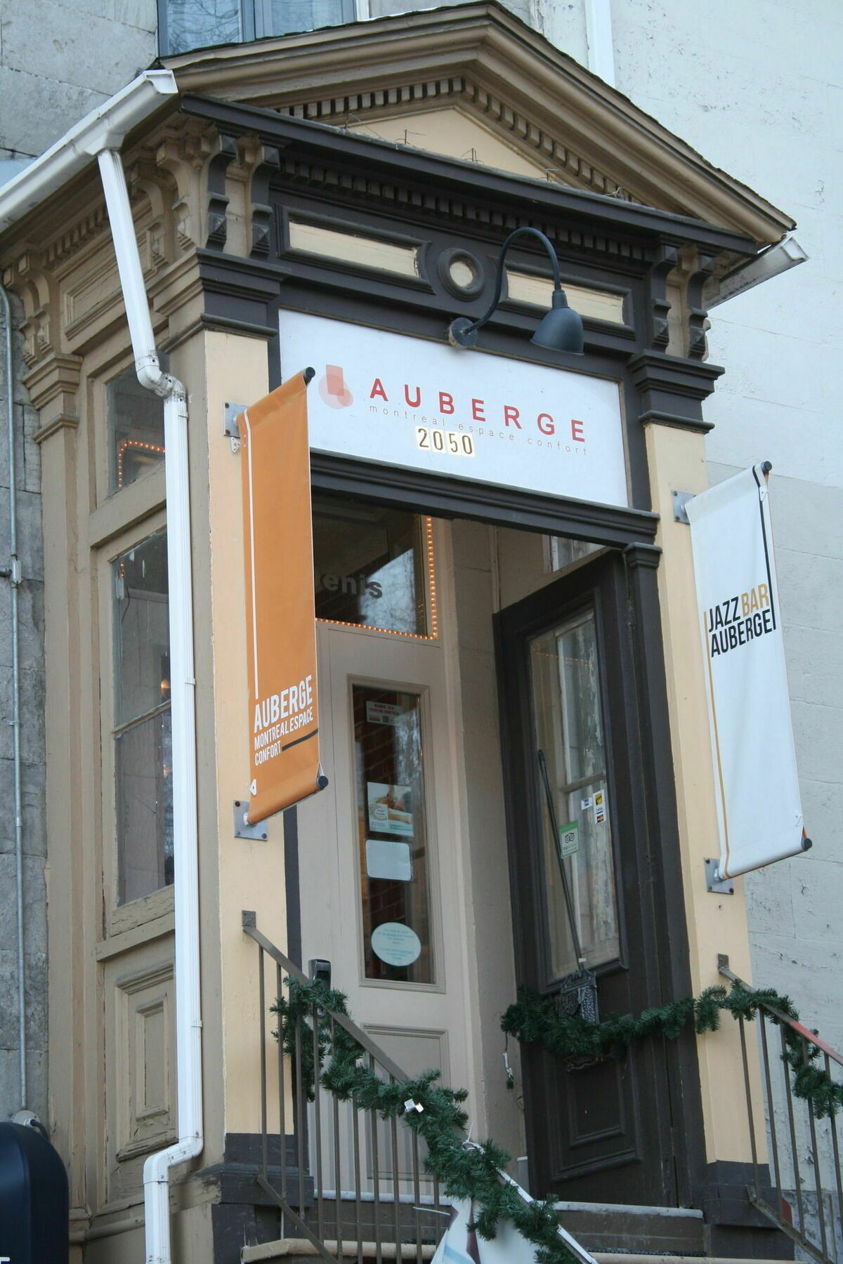 Auberge & Hotel Montreal Espace Confort Buitenkant foto